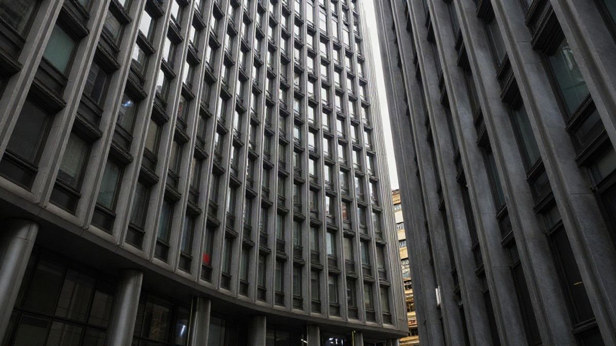 Illustrative image: a modern financial building in a natural setting, representing the insurance and financial sector